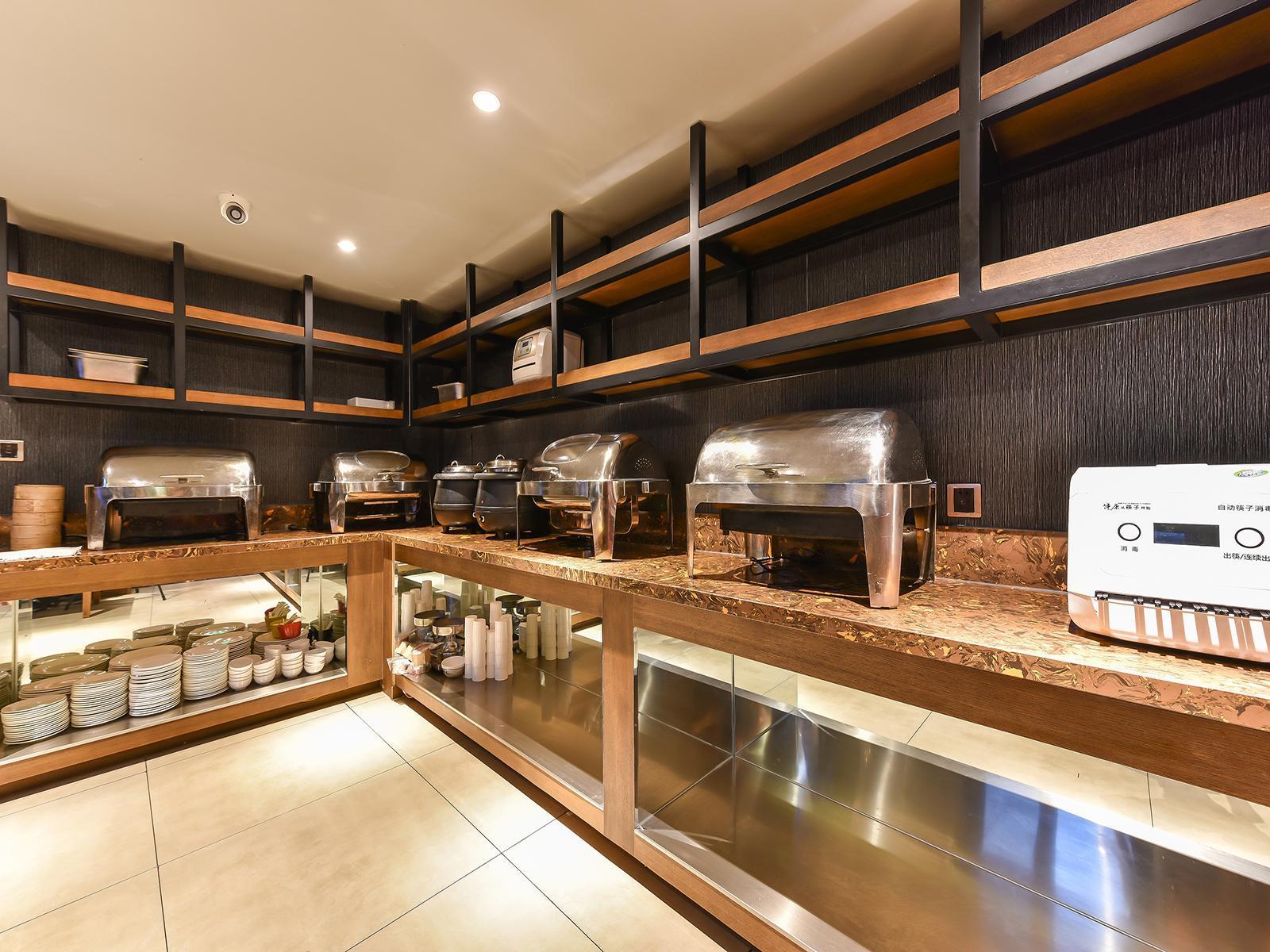 JAMES JOYCE COFFETEL Beijing (Shashikou Xiejie) 20/54