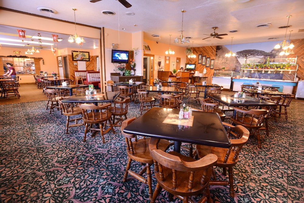 Burlington Inn 24/27