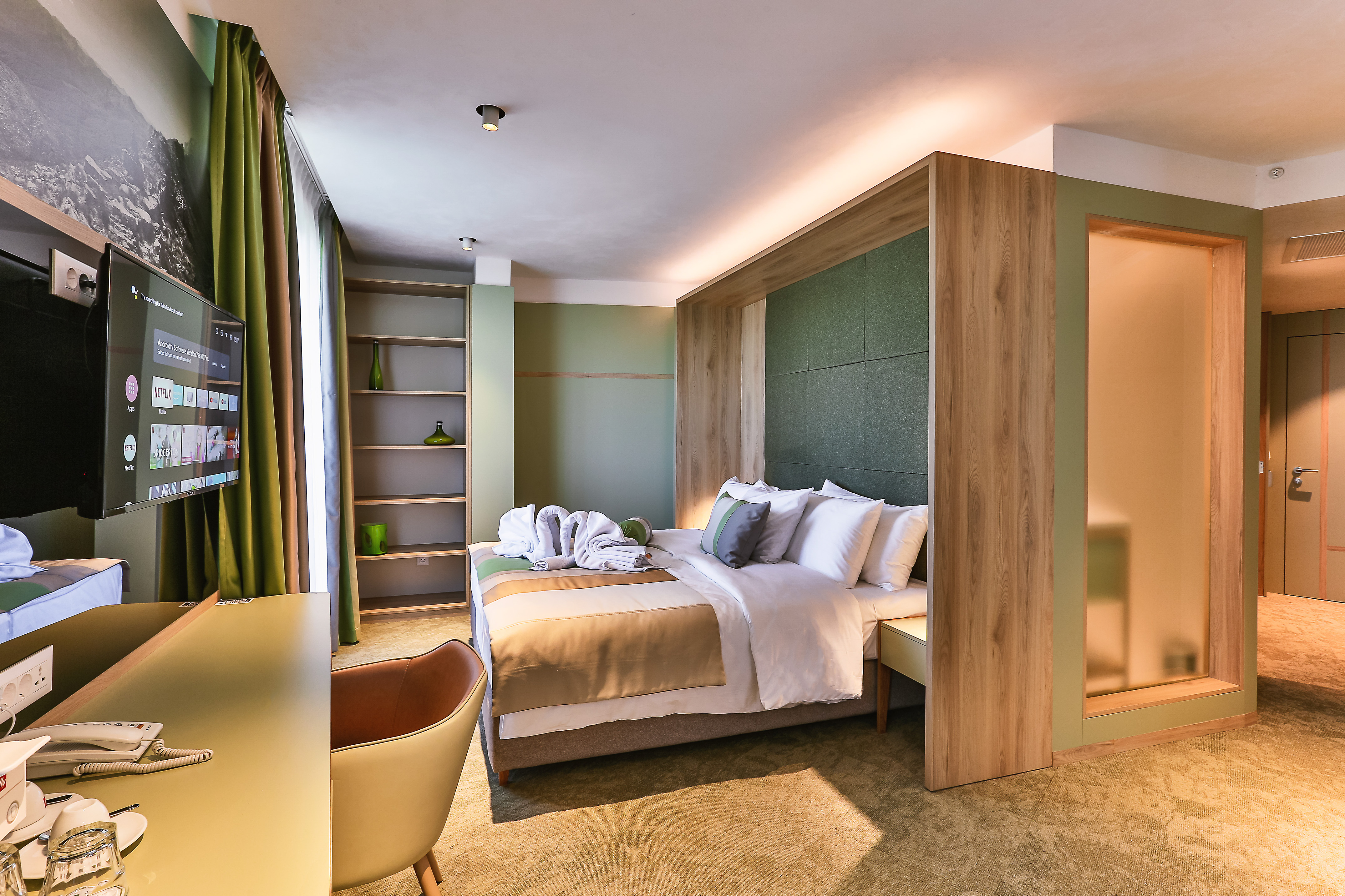 Carine Hotel Centar 28/50