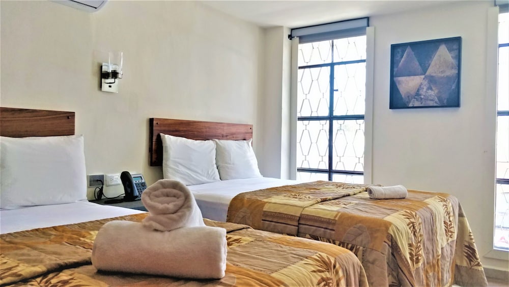 Hotel Urban 15/50