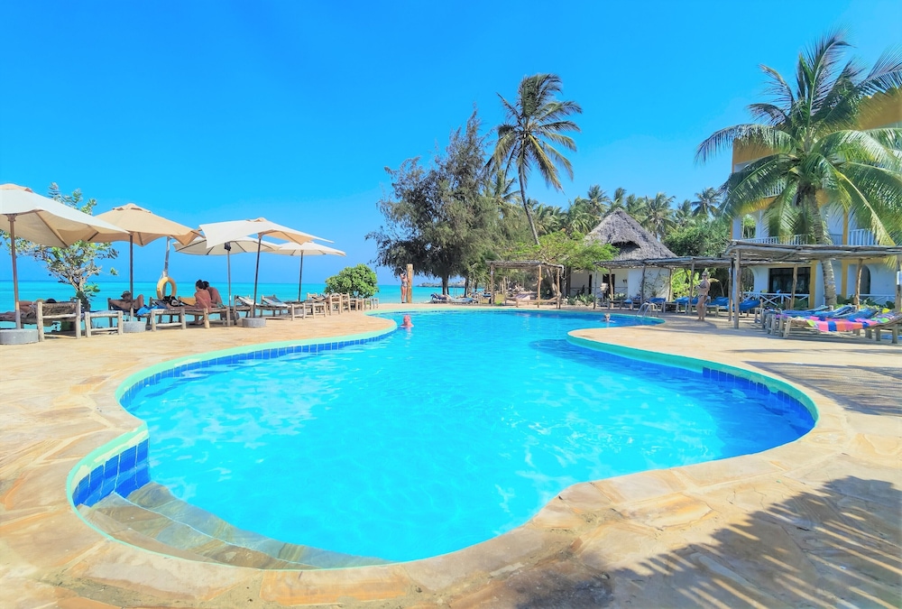 Reef & Beach Resort 28/50