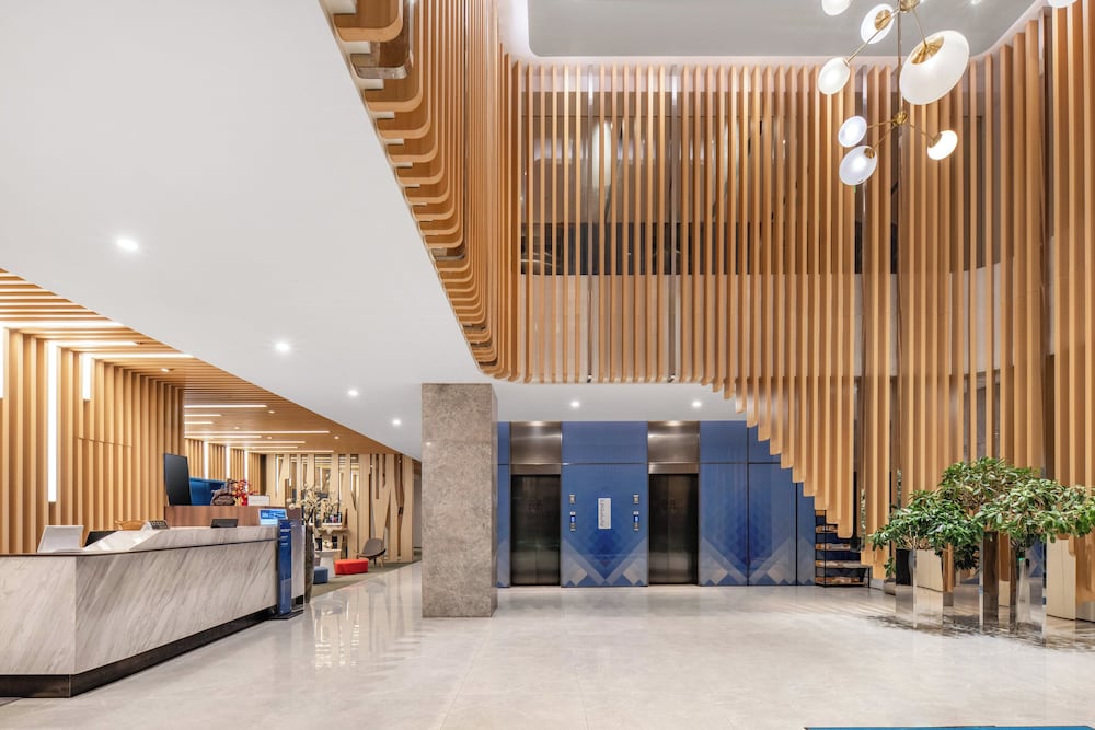 Holiday Inn Express Shanghai Hongqiao North 14/70