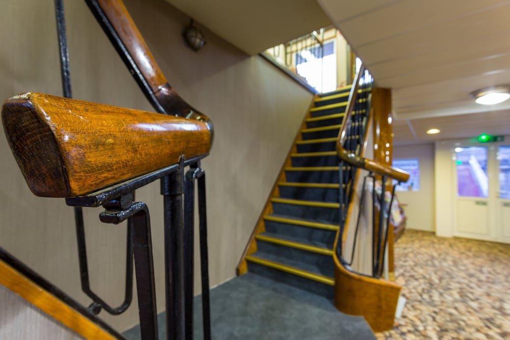Grand Jules Boat Hotel 12/33