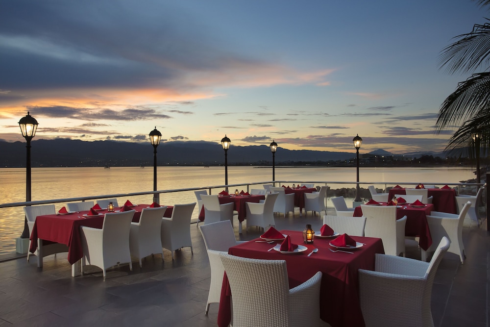 Swiss-Belhotel Silae Palu 68/73