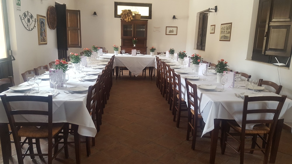 Casale Delle Rose 48/70
