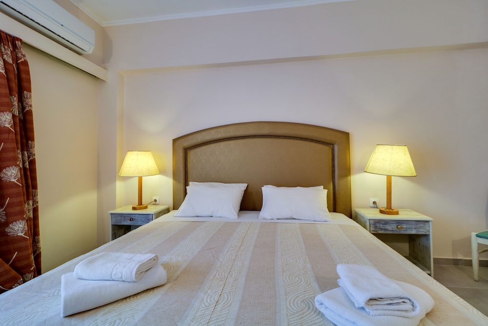 Calamos Beach Family Club Hotel By Anayia All Inclusive Resorts 28/68