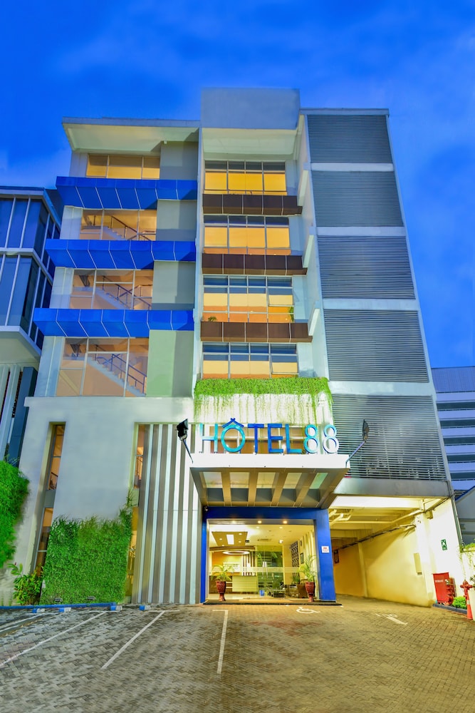 Hotel 88 Embong Kenongo 4/71