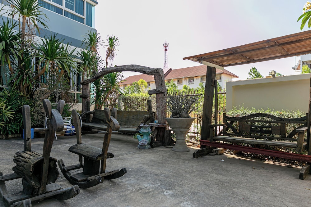 Panwalee Hotel 40/64