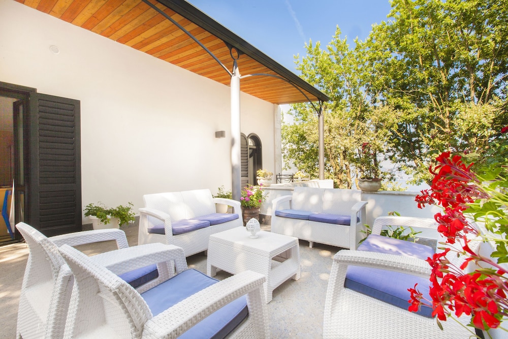 B and B Villa La Ventana 37/50