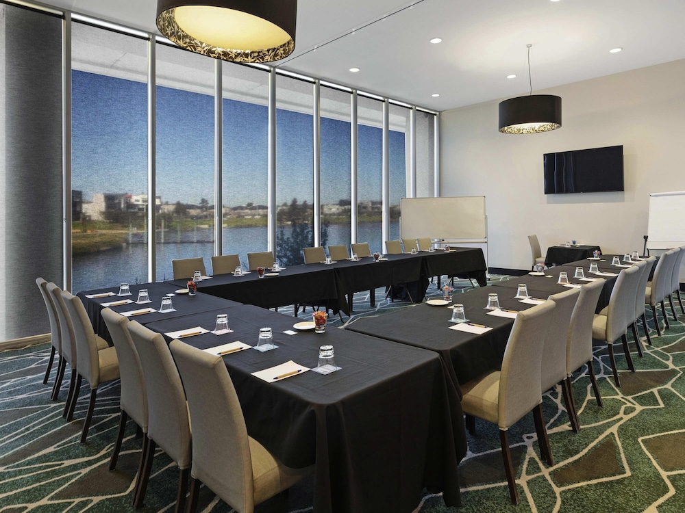 Mercure Melbourne Caroline Springs 39/48