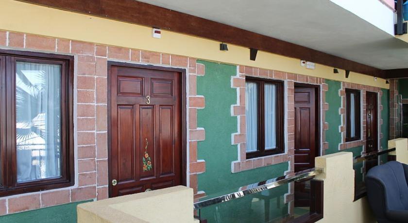 Hostal Leon Dormido 8/61