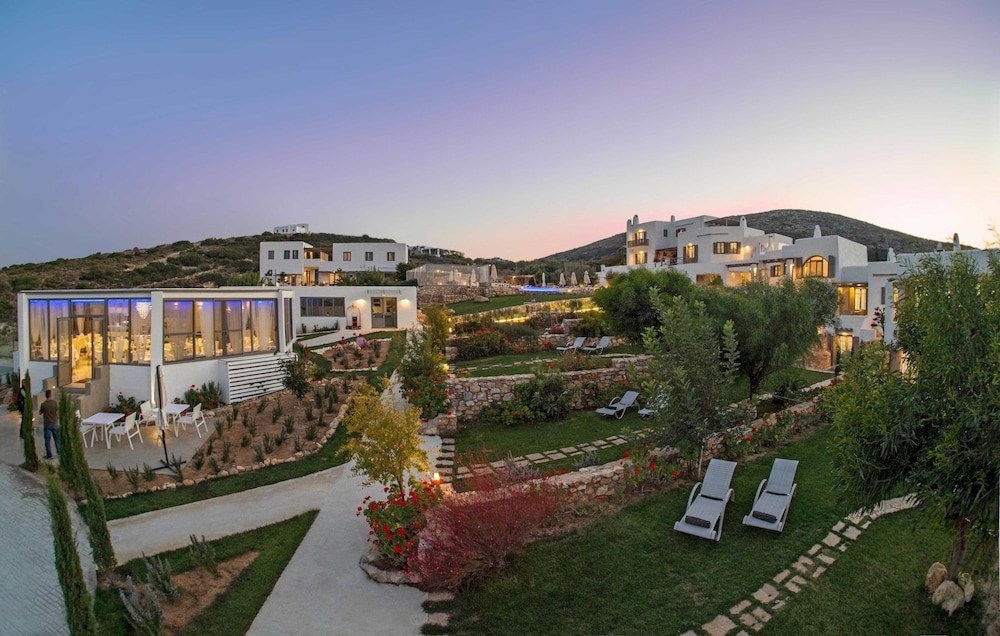 Naoussa Hills Boutique Resort- Adults Only (13+) 2/76