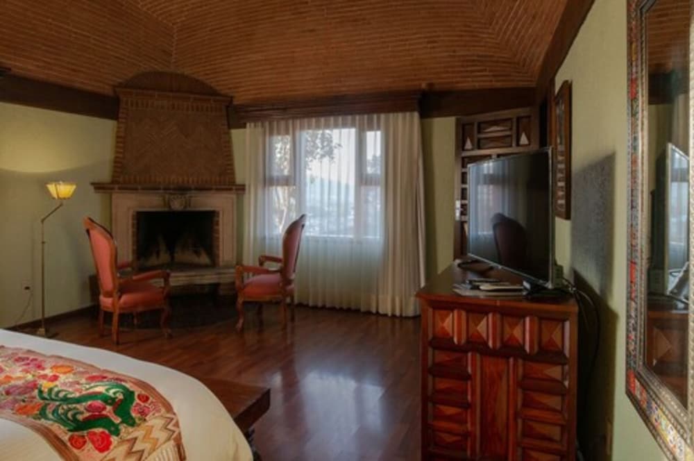 Villa Montana Hotel And Spa Boutique 24/70