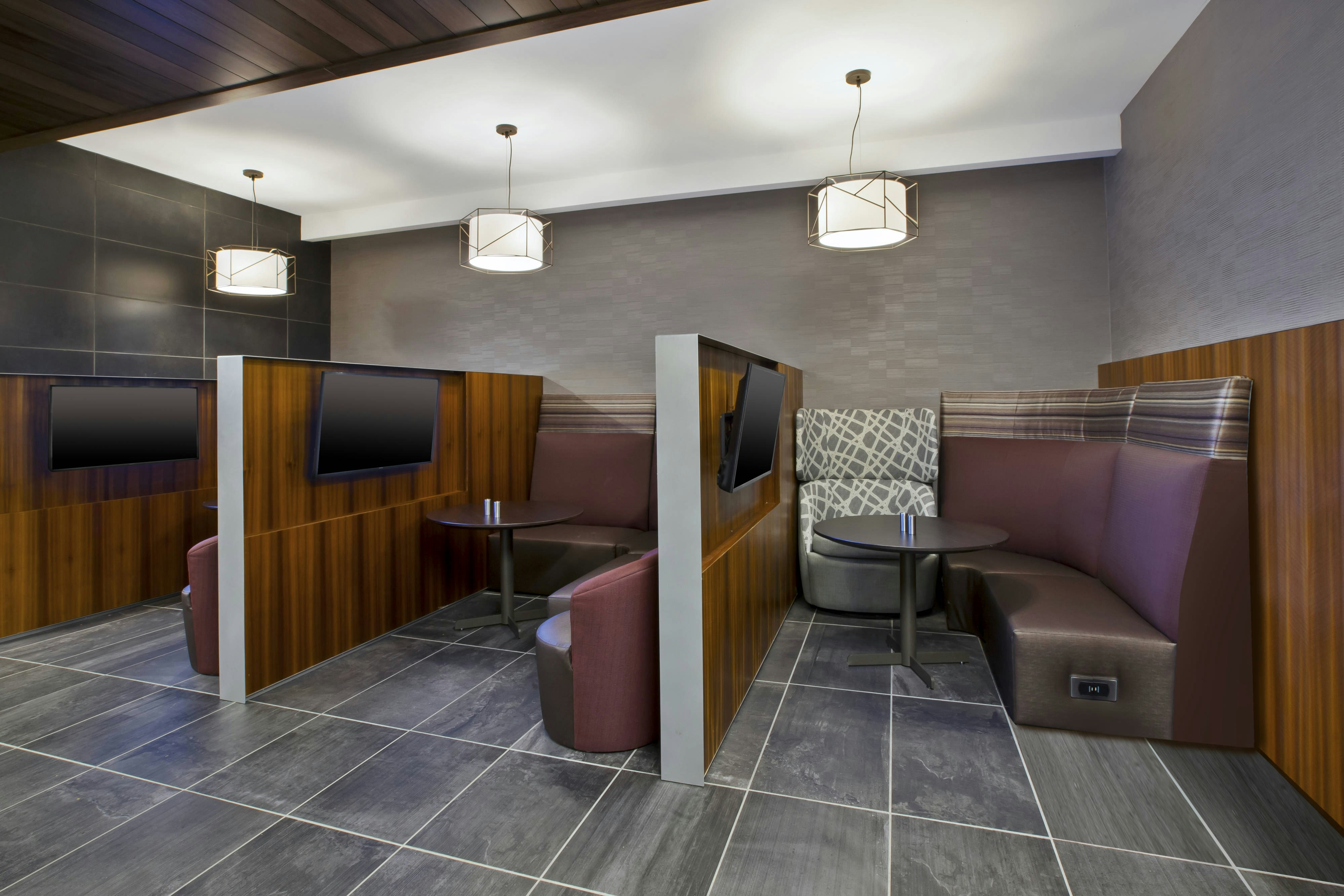 Courtyard By Marriott St. Joseph-Benton Harbor 19/20