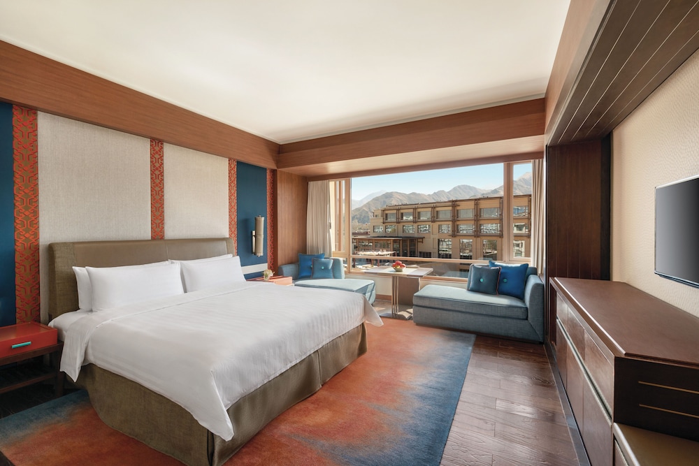 Horizon, Club, King Bed