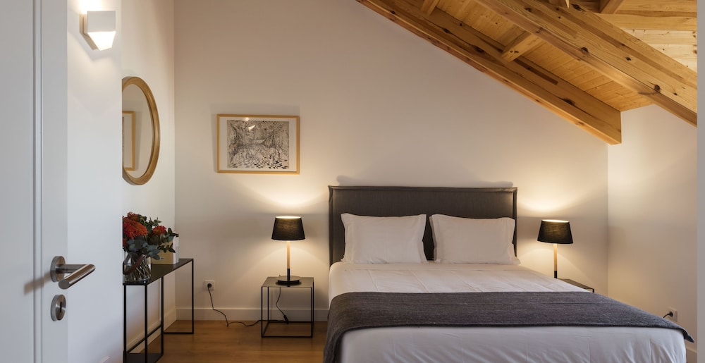 LISBON SERVICED APARTMENTS BAIXA CASTELO 10/74