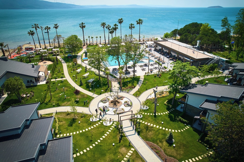 Parmos Otel 36/50