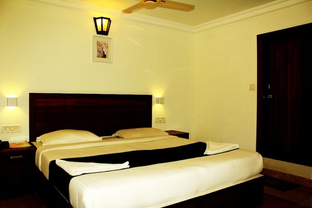 BELLA VISTA RESORT 13/48