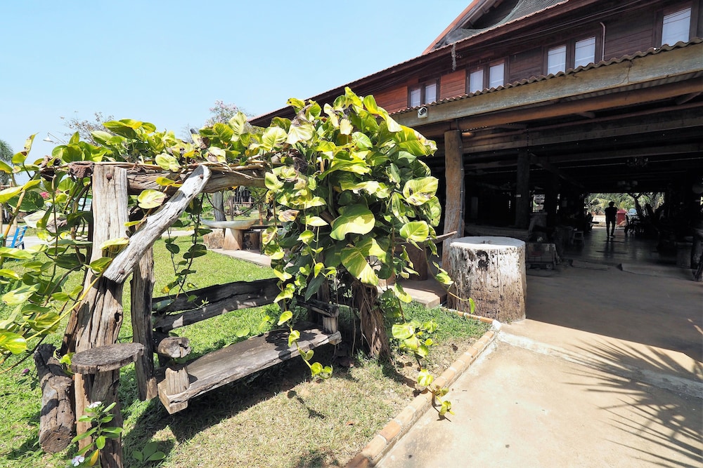 Khaothone River View Resort 54/69