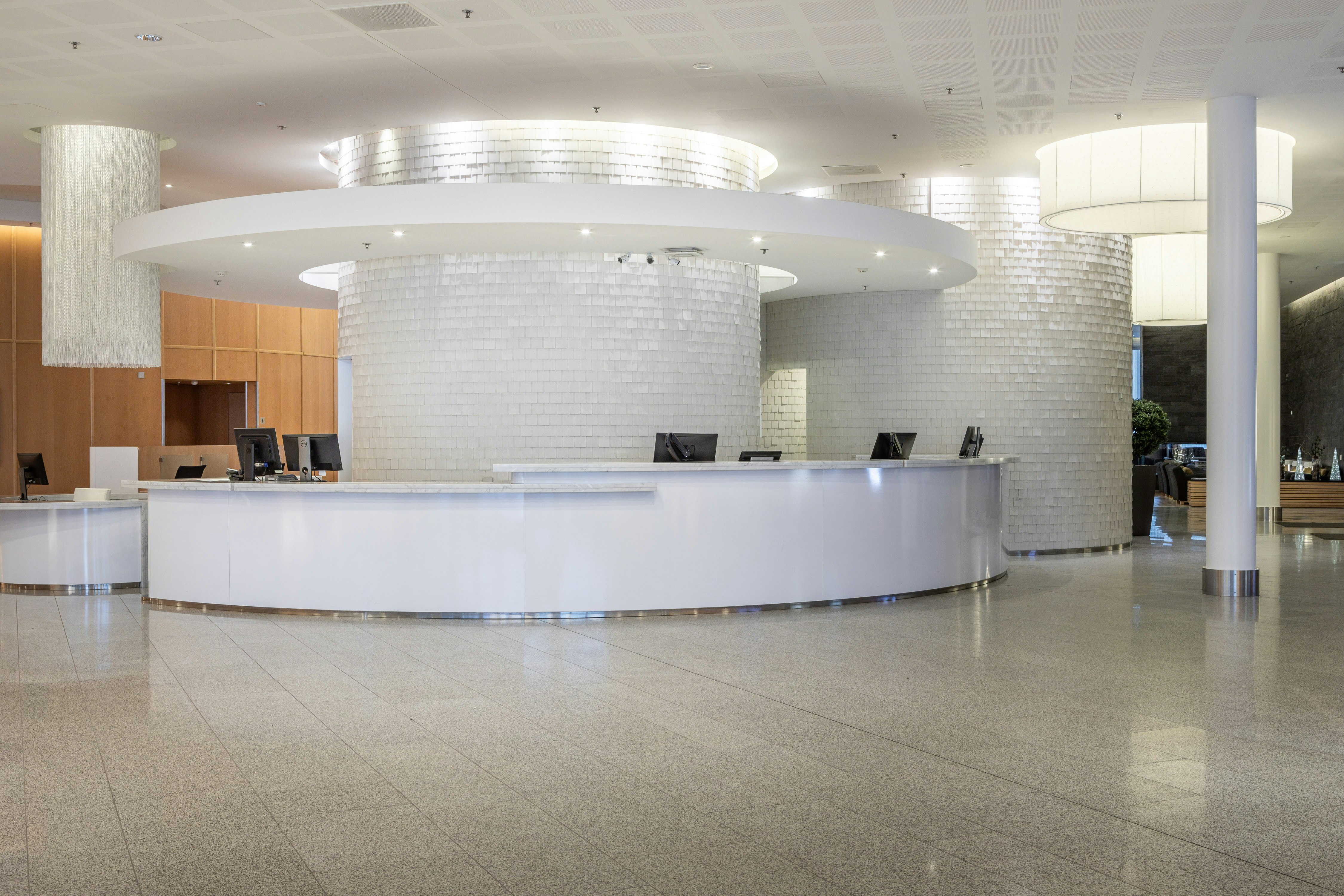 Hilton Helsinki Airport 2/48