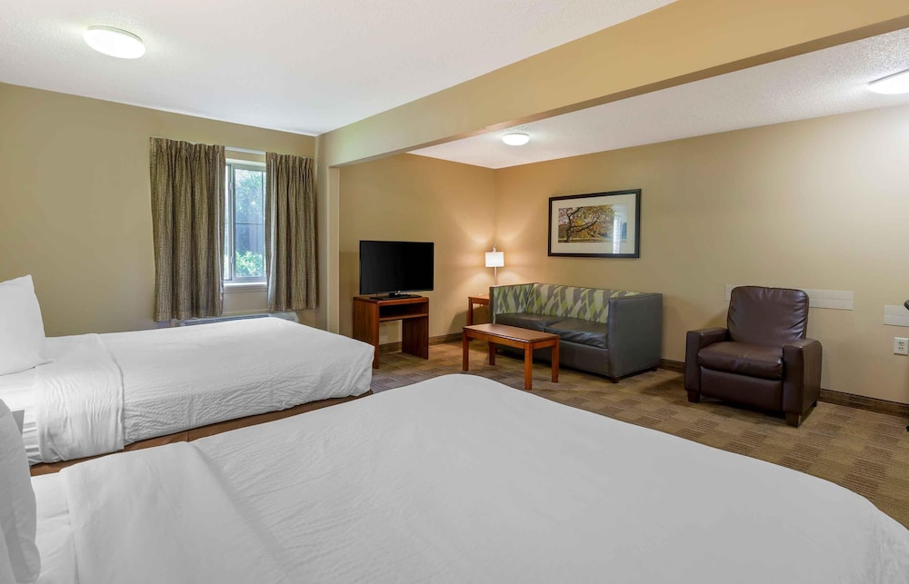 Extended Stay America-Raleigh-North Raleigh-Wake Towne Drive 16/51