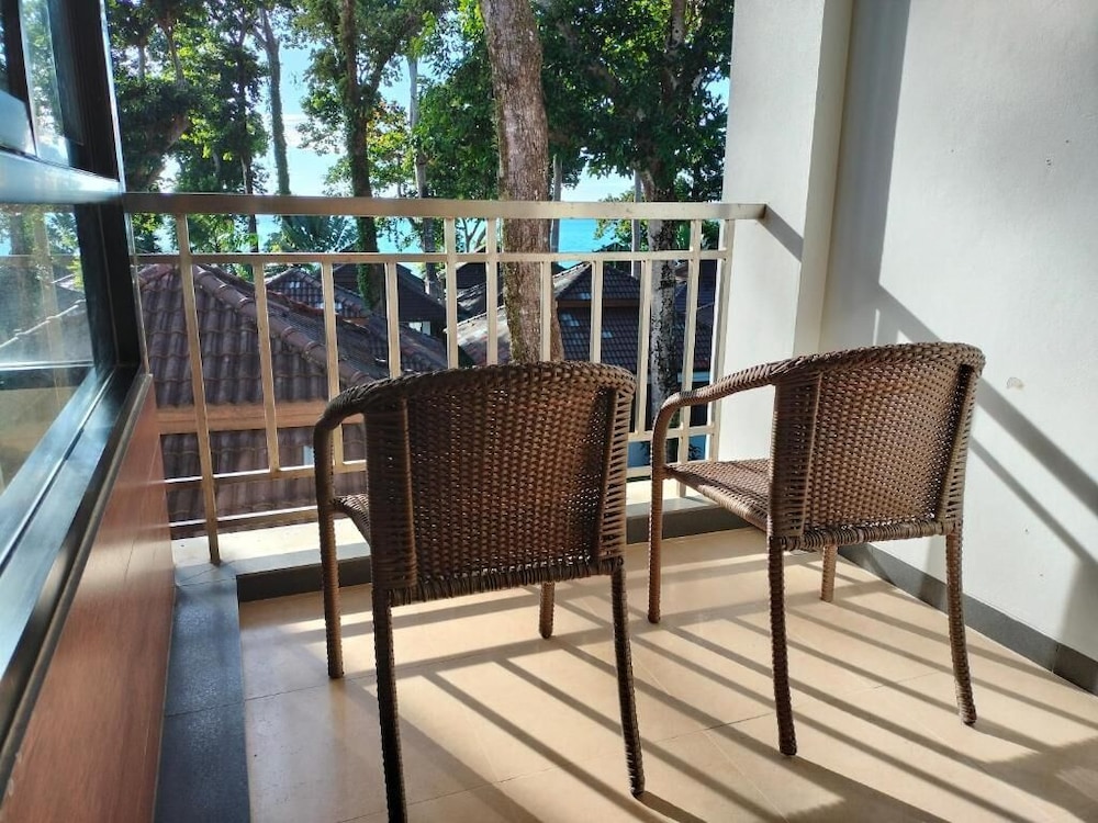 Chang Buri Resort And Spa 29/46