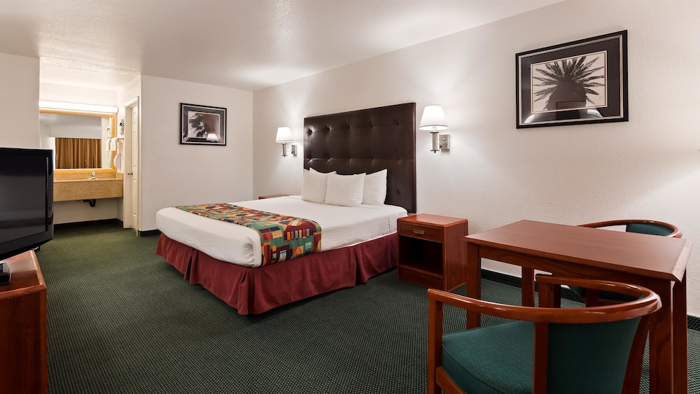 Best Western Colorado River Inn 22/36