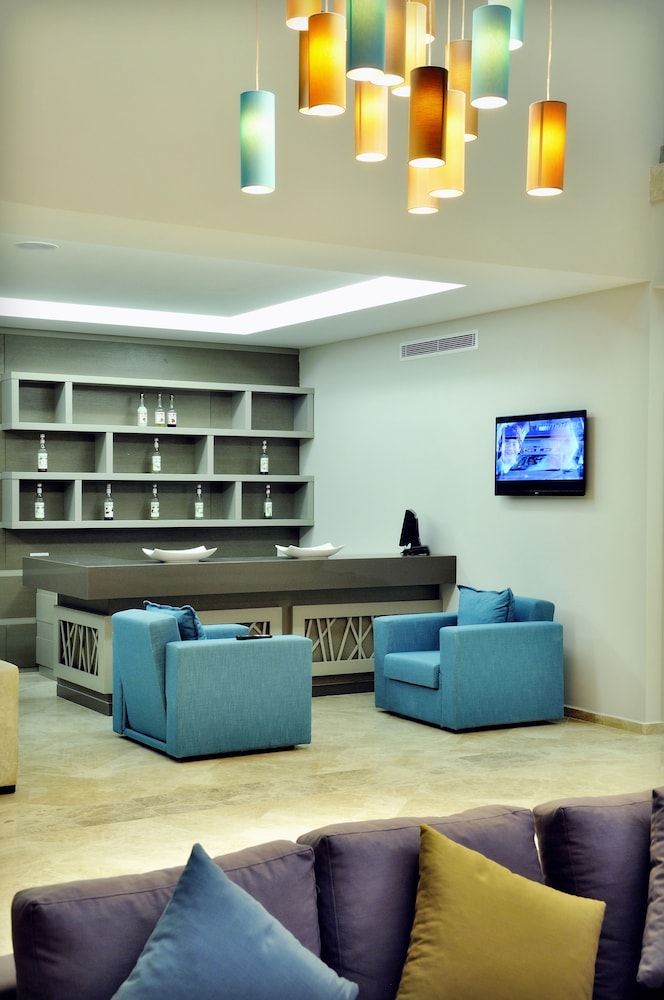 Lugga Boutique Hotel and Beach 19/43