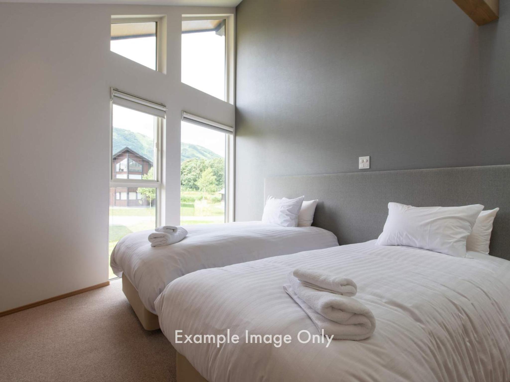 4 Bedrooms, Yuz