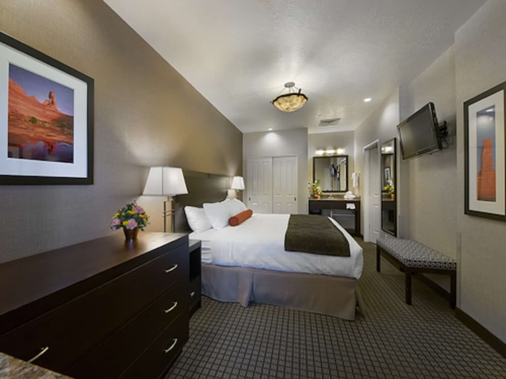 Best Western Plus Canyonlands Inn 10/41