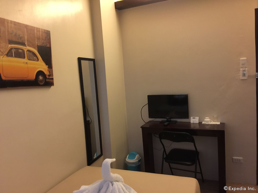 Aliria Bed And Breakfast 27/46