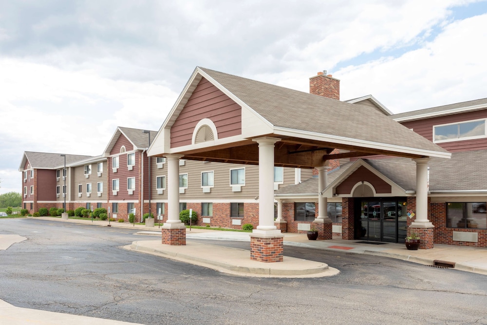 Americinn By Wyndham Peoria 1/59