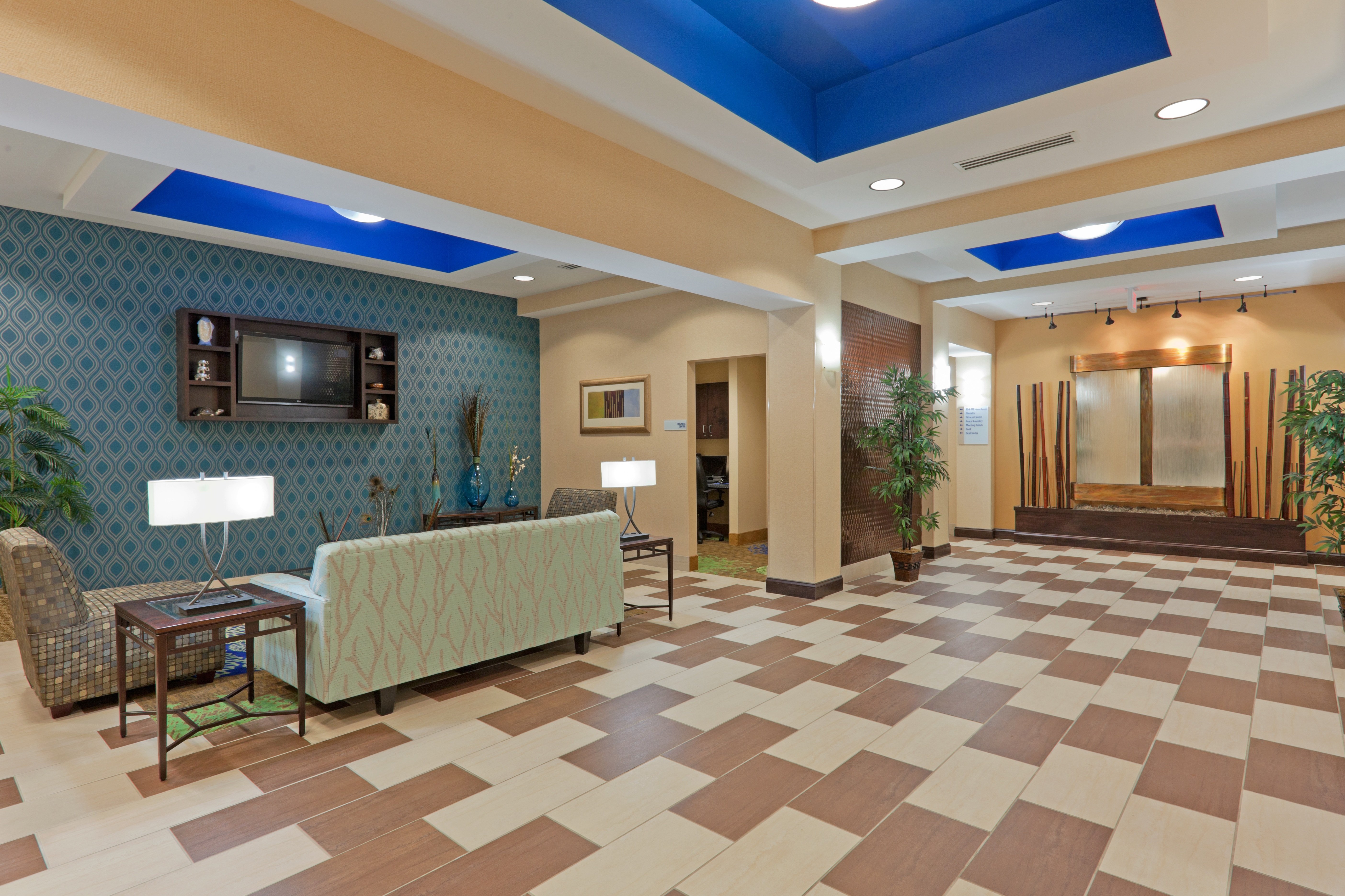 Holiday Inn Express Columbia 6/49