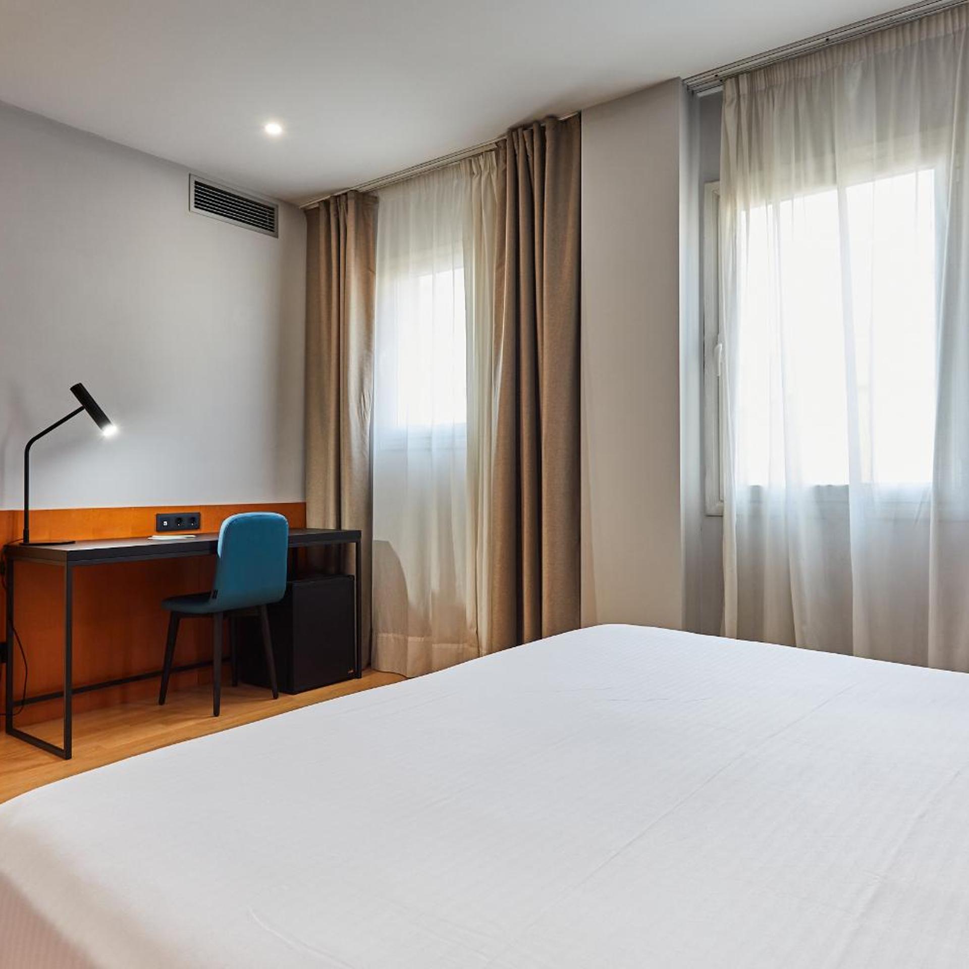 غرفة سوبيريور بسرير مزدوج أو سريرين منفصلين، Silken Sant Gervasi Hotel 6/10