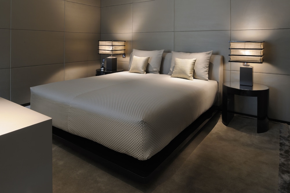 1 Bedroom, Armani, Signature, Suite, King Bed
