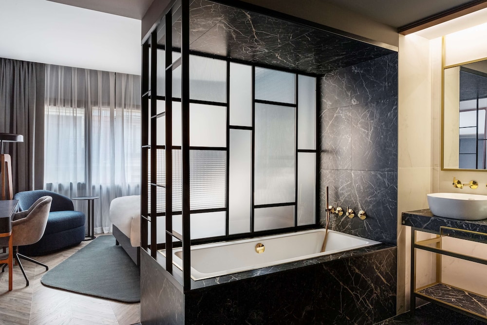 Radisson Collection Bilbao 52/74