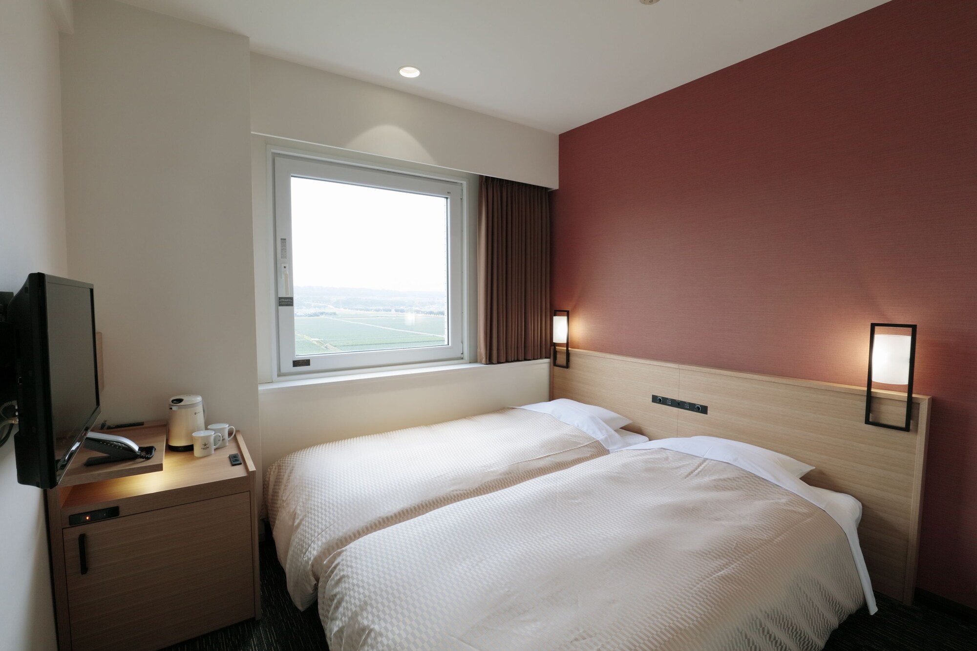 ROOM, TWIN BEDS, SMOKING
