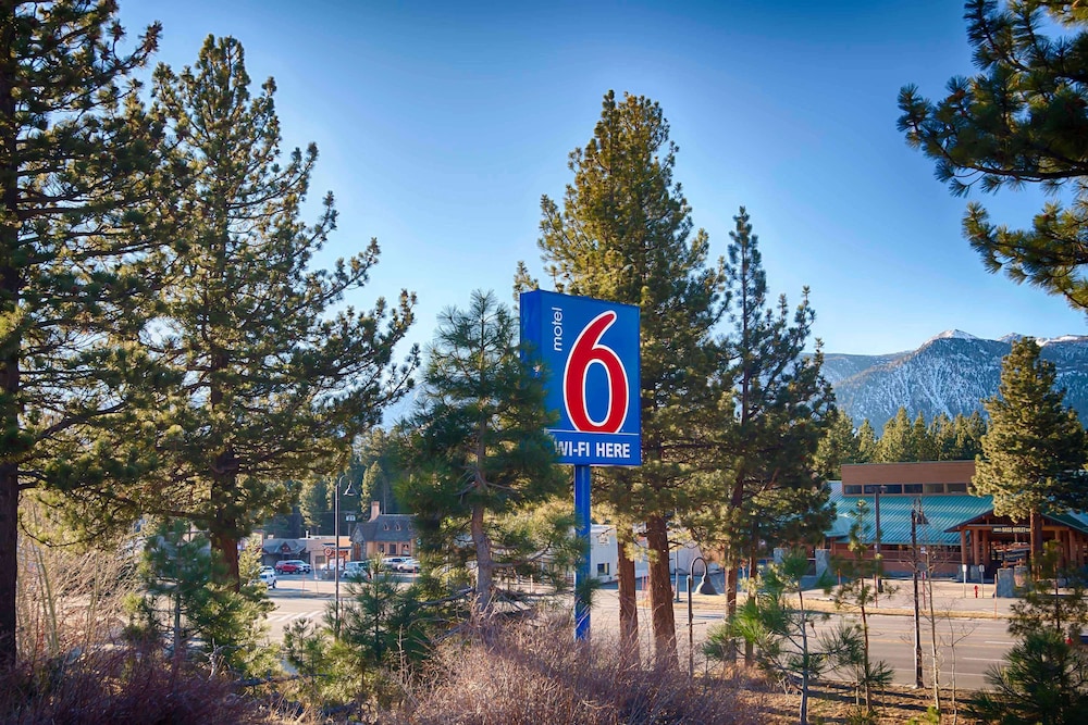 Motel6 Mammoth Lakes, CA 48/55