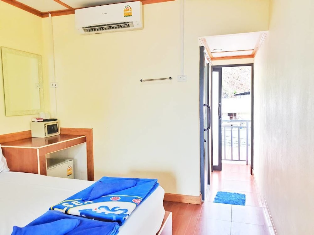 PHI PHI SAND SEA VIEW RESORT 11/57