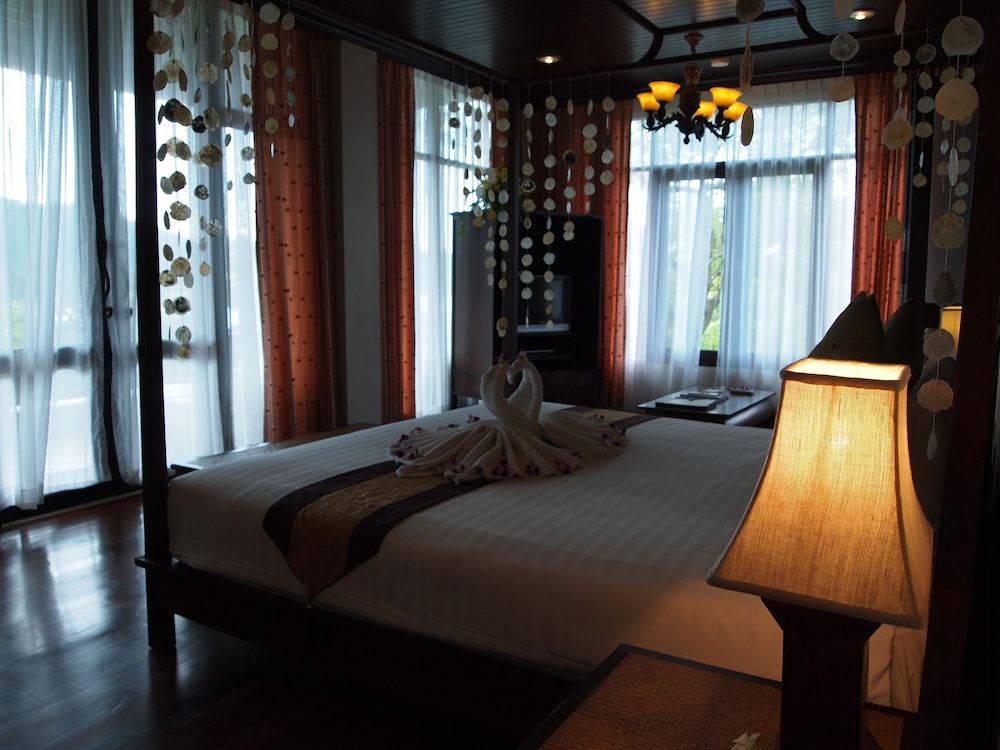 Racha Kiri Resort and Spa 25/63