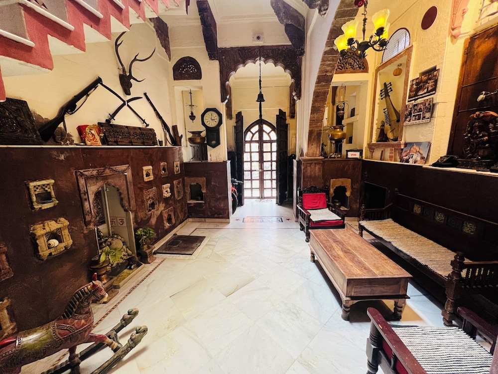 Juna Mahal 27/49