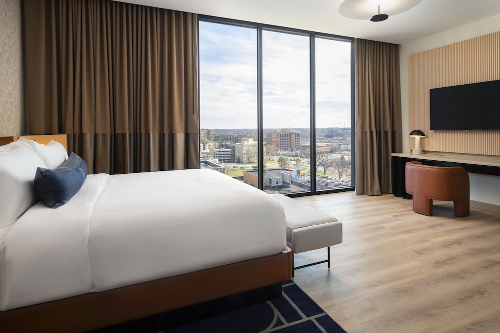 Cascade Hotel, Kansas City, a Tribute Portfolio Hotel 8/50