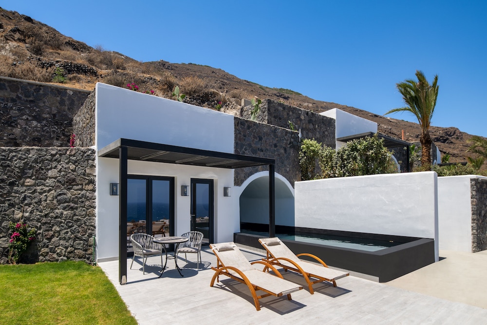 Palm Island Suites Santorini 58/66
