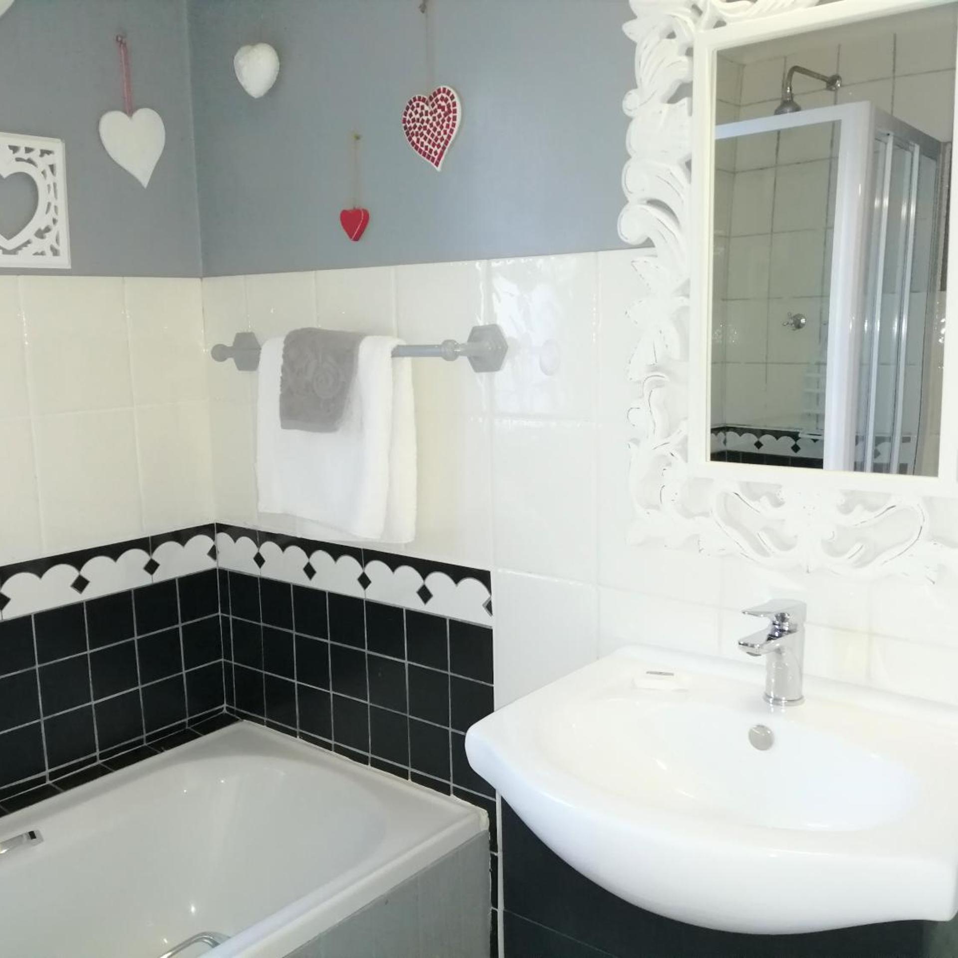Eastbury Cottage 49/50