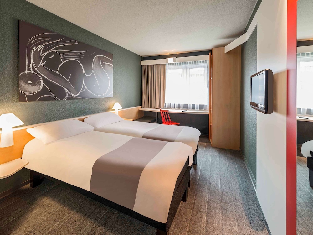 Ibis Muenchen Parkstadt Schwabing 23/70