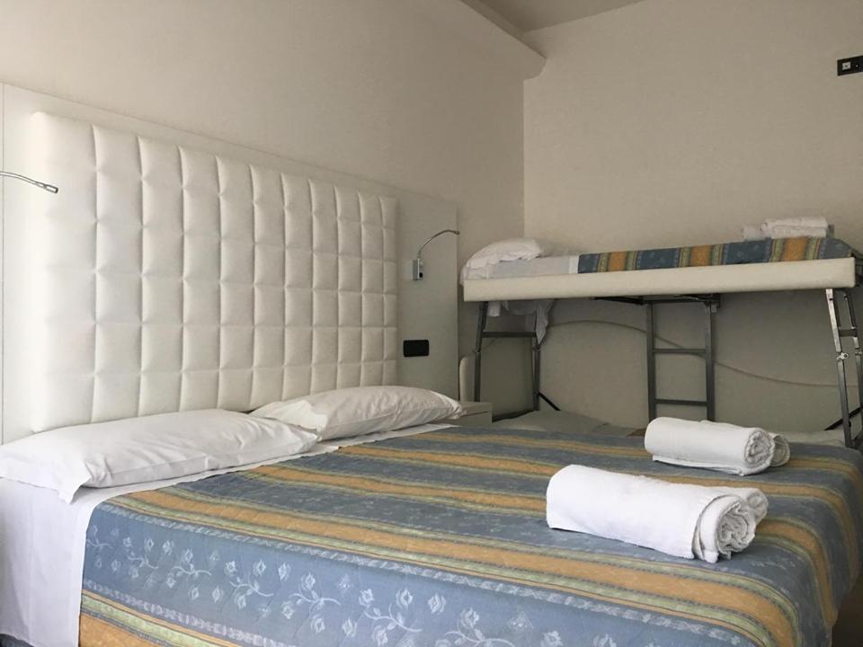 Hotel Saint Tropez Riccione 16/39