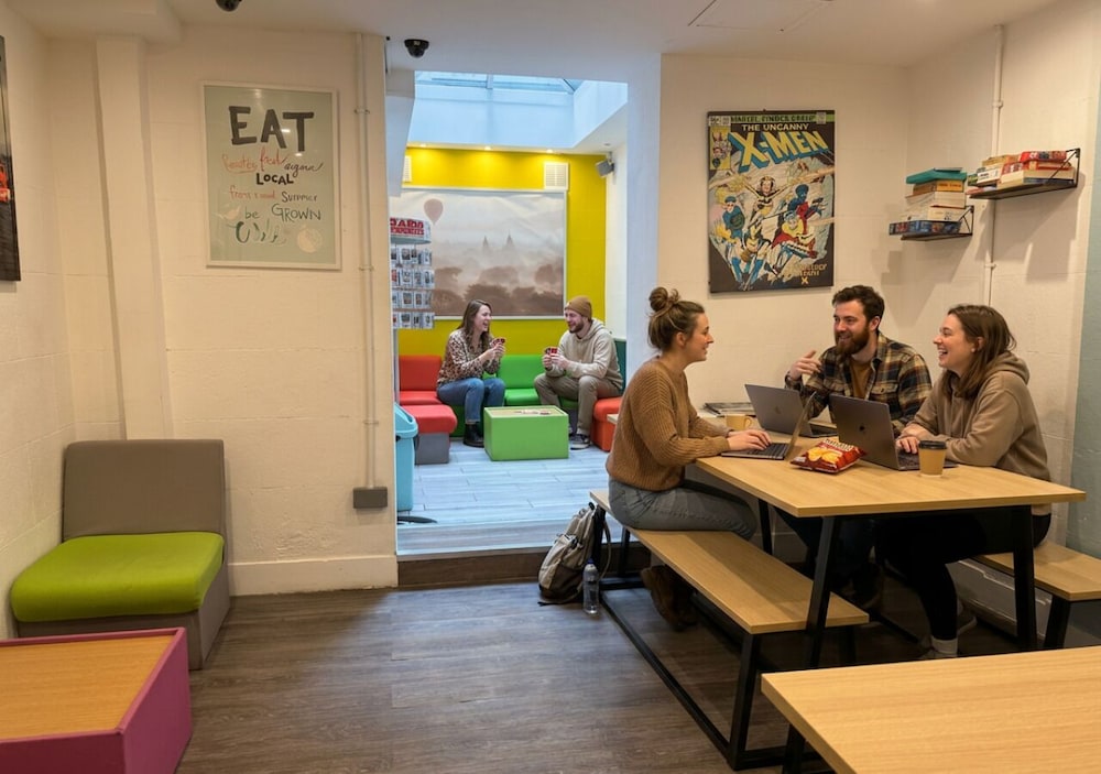 Smart Hyde Park Inn Hostel - Adults Only 48/64