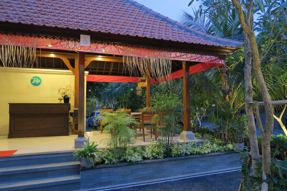 Pondok Anyar Inn 2/50