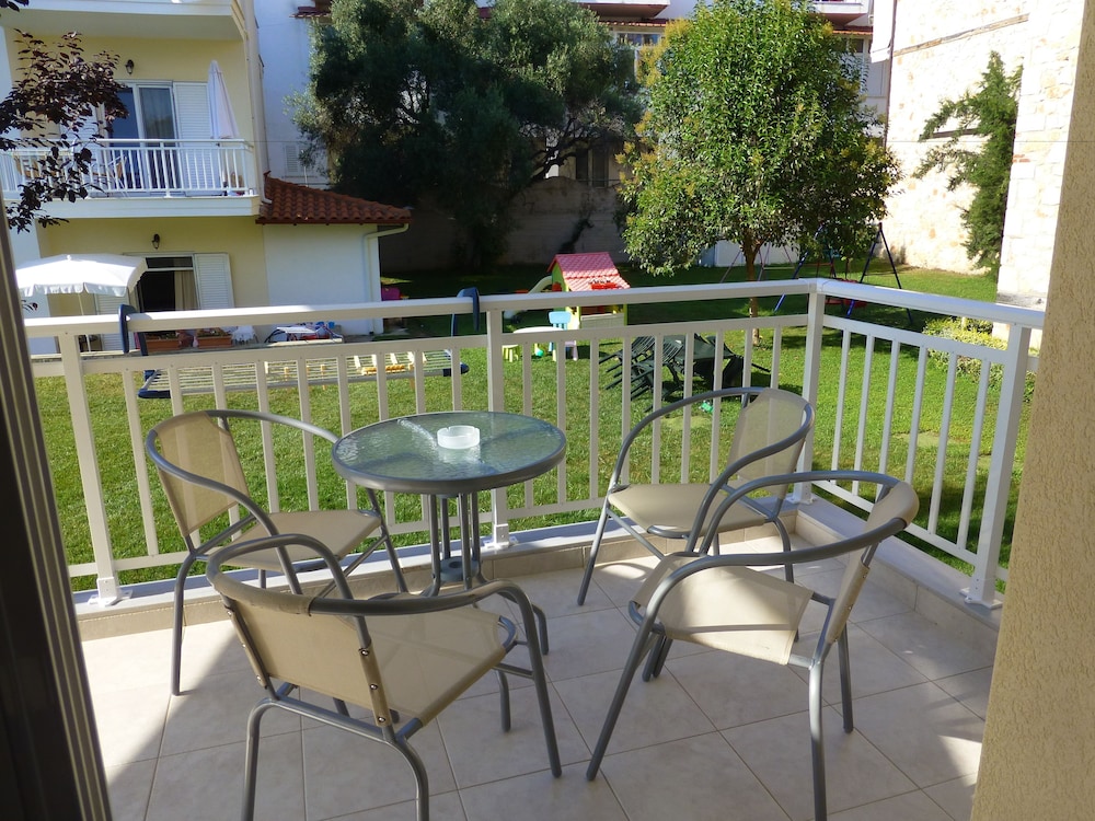 Pavloudis Apartments 33/50