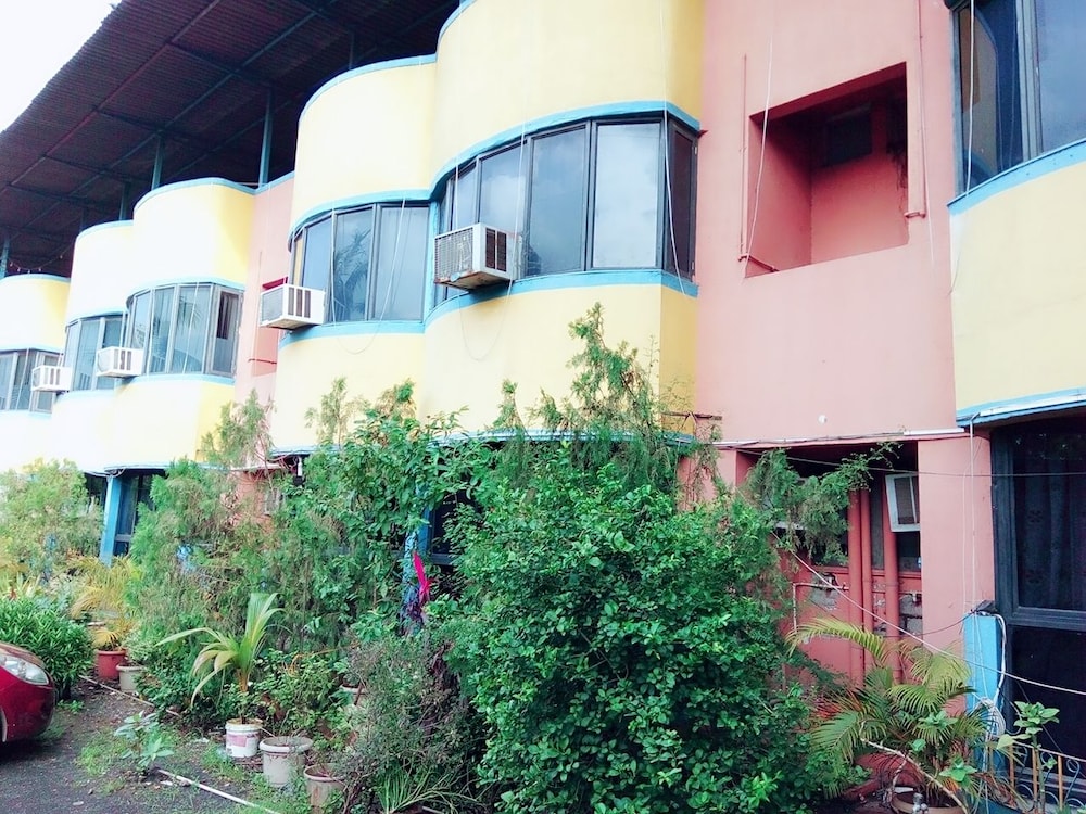 Hotel Sai Samrat Inn 28/32